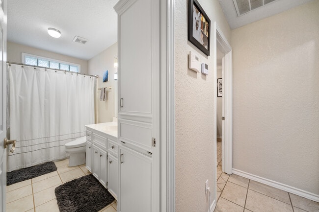 Building Photo - 15306 Yardarm Ct