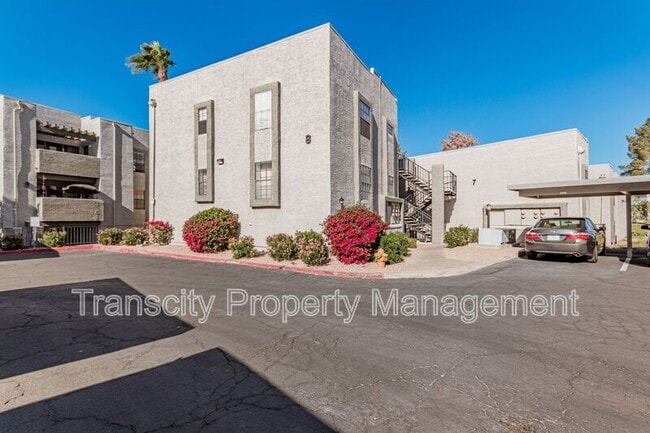 Building Photo - 8020 E Thomas Rd