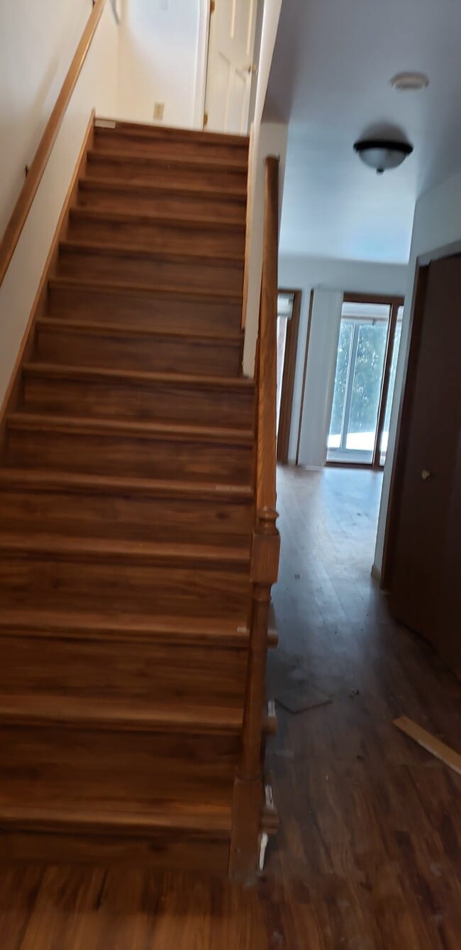 Building Photo - 13 Westover Ct