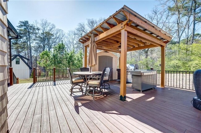 Building Photo - 1049 Highland Village Trail