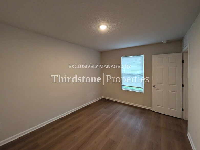 Building Photo - 5433 Shenandoah Ave