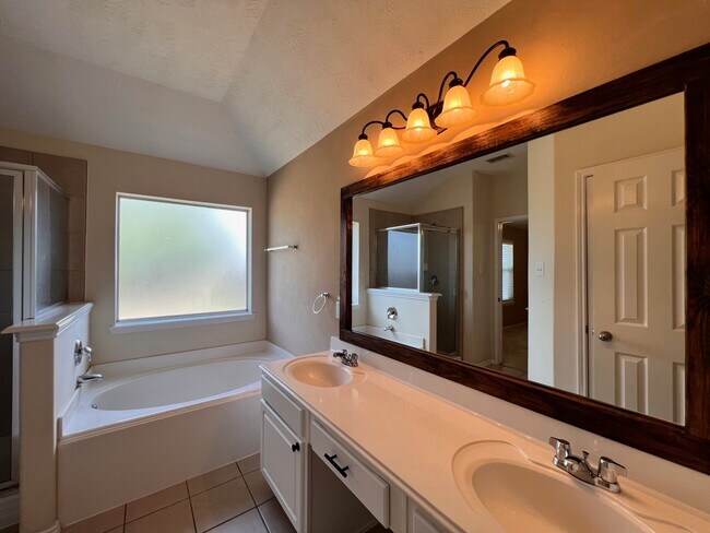 Building Photo - 25826 Chapman Falls Dr