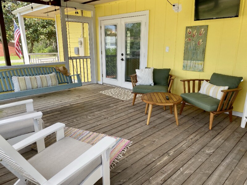 Building Photo - 21829 Pompano Ave