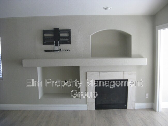 Building Photo - 6084 Camden Cove St