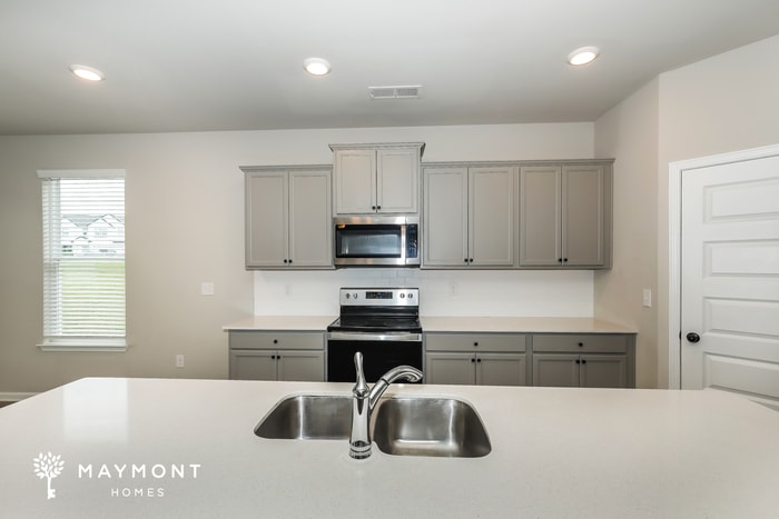 Building Photo - 1547 Stinson Ln