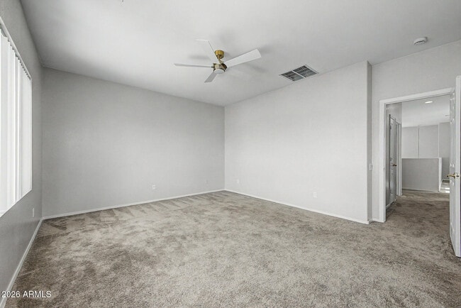Building Photo - 9442 W Palm Ln
