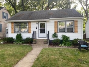 Building Photo - 405 Jackson St