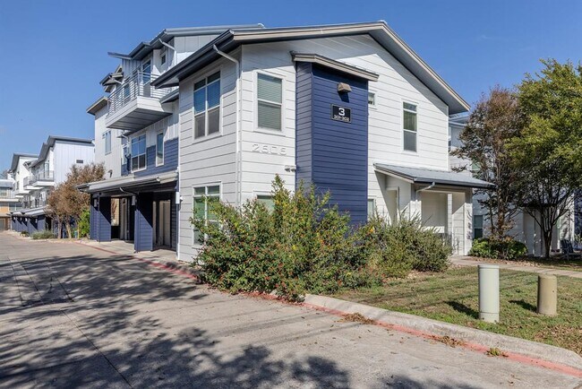 Building Photo - 2606 Wilson St