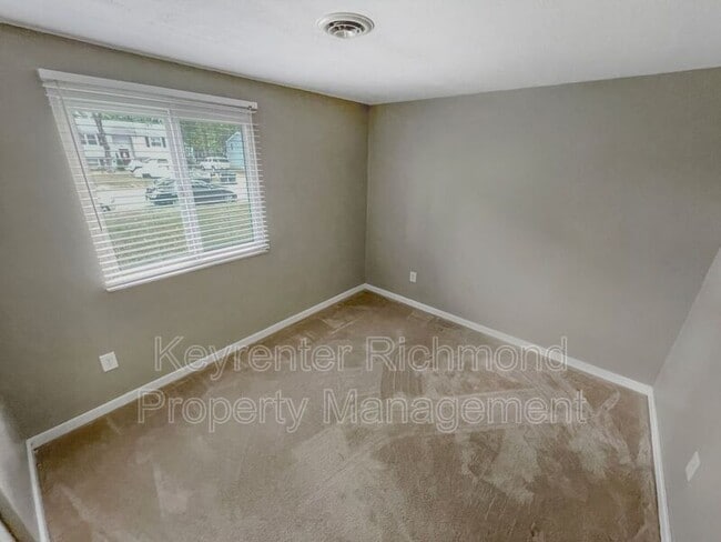 Building Photo - 7500 Orchardhill Dr