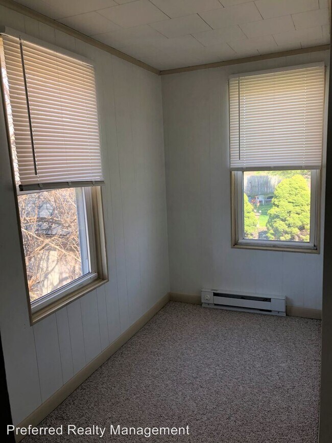 Building Photo - 11-13 Mill St