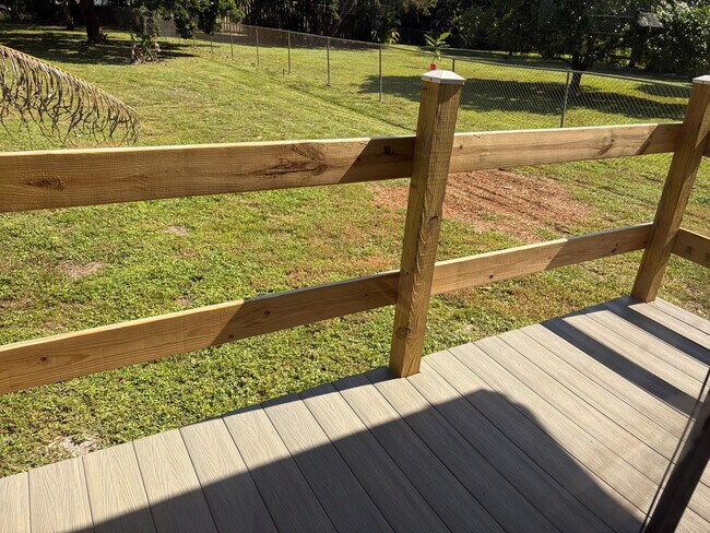 Building Photo - 14131 NW 3rd Ave