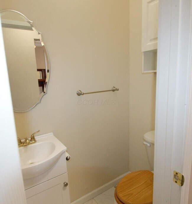 Building Photo - 1170 Walters St