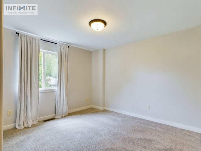 Building Photo - Immaculate 3 Bedroom in Bozeman