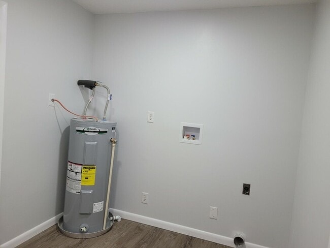 Building Photo - 966 Grayton Rd