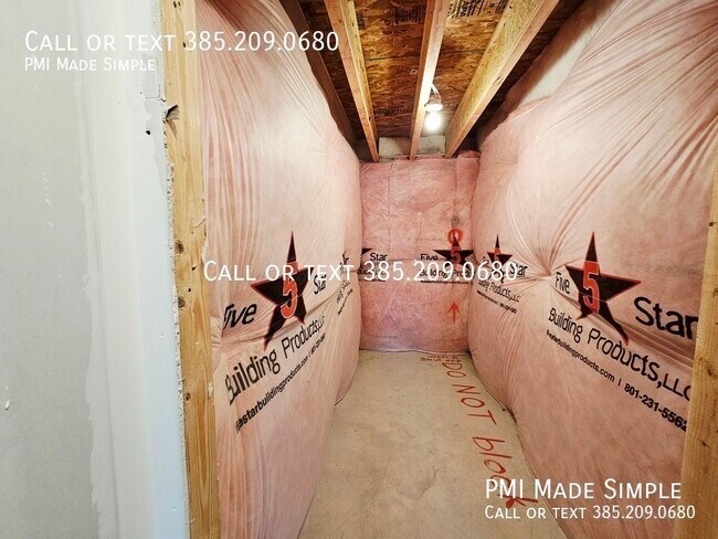 Building Photo - 866 E Sand Dollar Wy