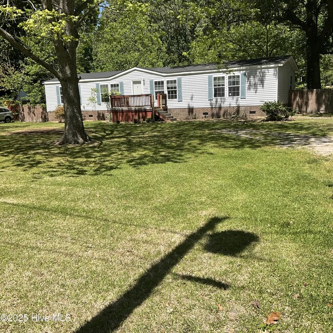 Building Photo - 162 Ranchland Dr