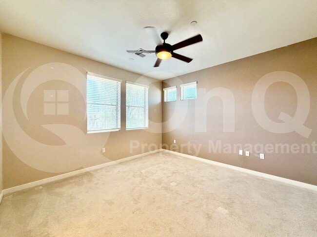 Building Photo - 17850 N 68th St