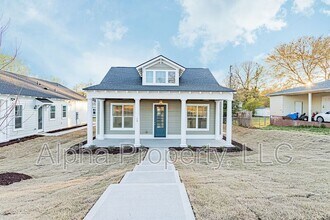 Building Photo - 12 Magnolia Dr