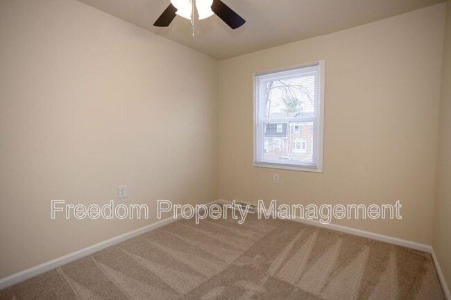 Building Photo - 8343 Irongate Way