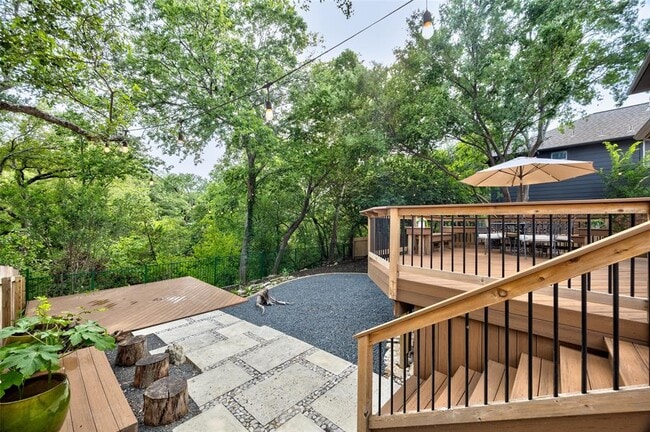 Building Photo - 4033 Canyon Glen Cir