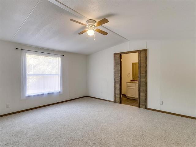 Building Photo - 1802 Whispering Oaks St