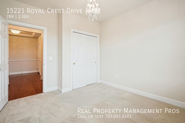 Building Photo - 15221 Royal Crest Dr