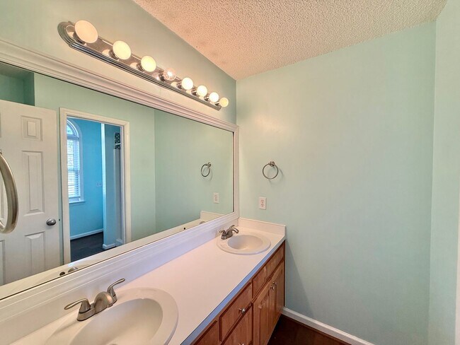 Building Photo - Charming 3BD, 2.5BA Willow Spring Home on a Corner Lot with a 2-Car Garage and a Large Fenced Bac...