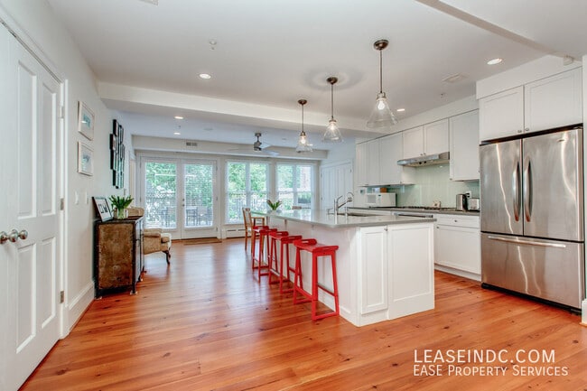 Building Photo - 1903 3rd St NW