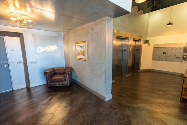 Building Photo - 3250 Grand Ave