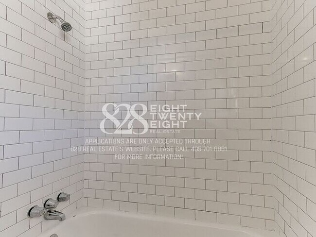 Building Photo - 1/2 OFF 1ST MONTH'S RENT! 3 Bed/1 Bath Single Family Home Available Now! Within 5 miles of TAFB!