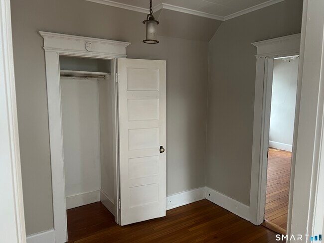 Building Photo - 40 Prospect St