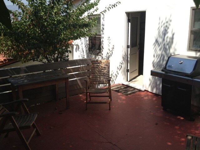 Building Photo - 3702 Arbolada Rd