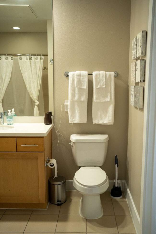 Building Photo - 791 Town and Country Blvd