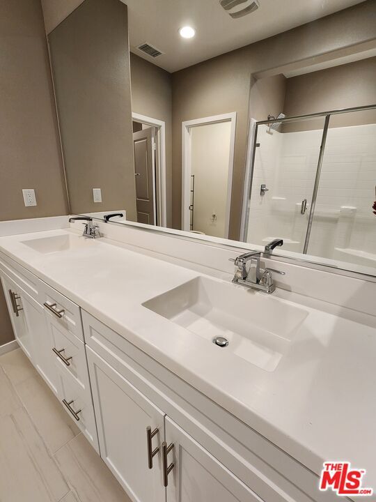 Building Photo - 28729 Jardineras Dr