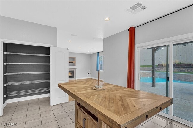 Building Photo - 1481 Rancho Ridge Dr