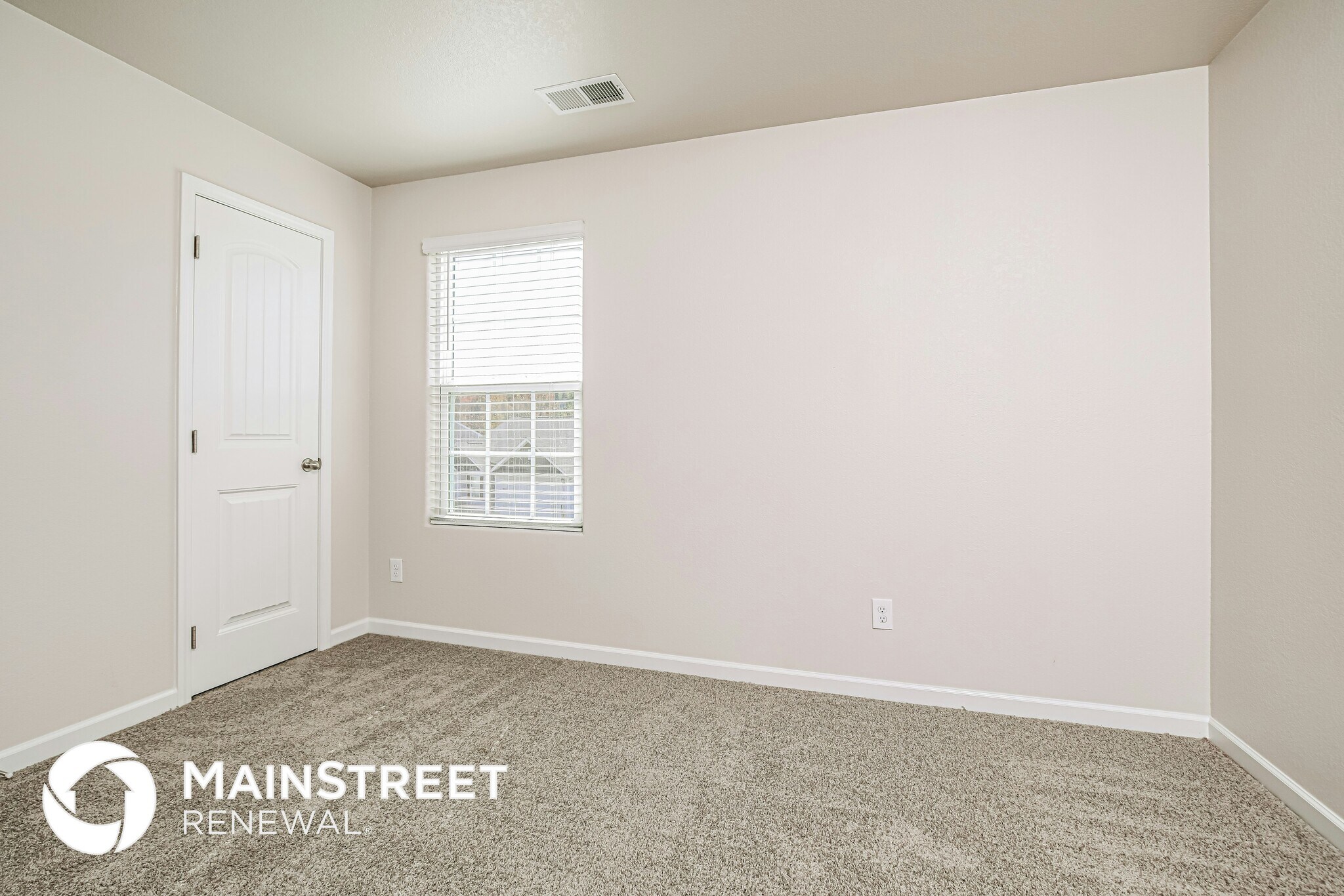 Building Photo - 135 Shallow Dr