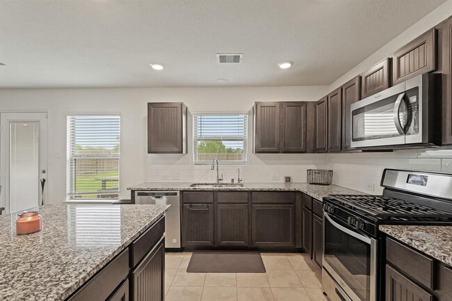 Building Photo - 4826 Hickory Deer Ln