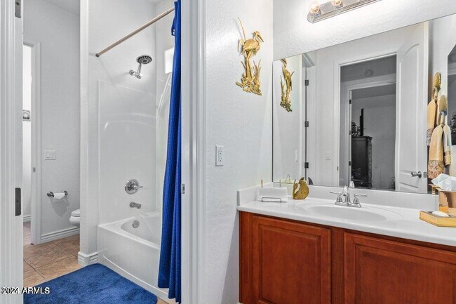 Building Photo - 4590 N 153rd Ave