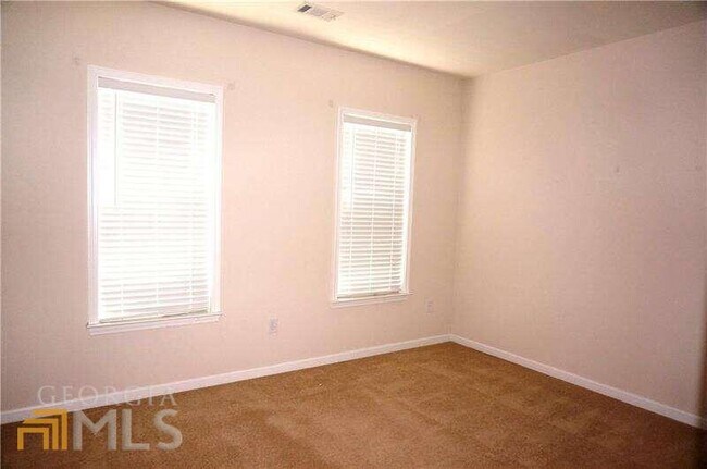 Building Photo - 6026 Creekside Ln