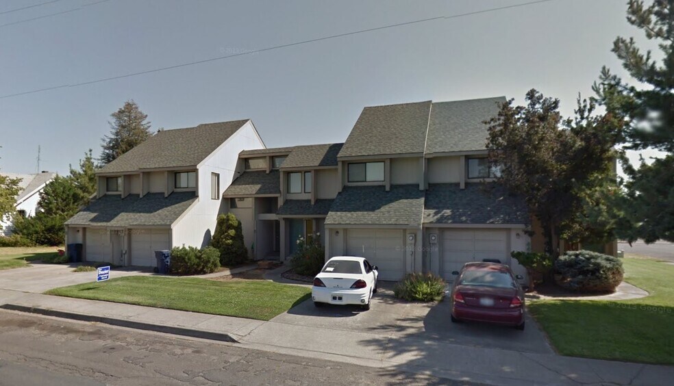 Street View - 440 NE C St