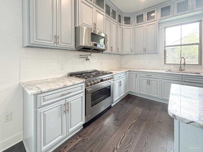 Building Photo - 10682 Noreaster Way