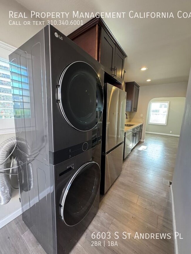 Building Photo - 6603 S St Andrews Pl