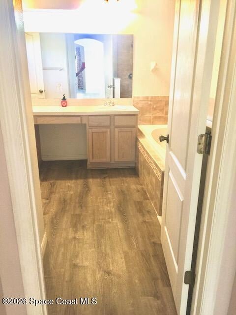 Building Photo - 2033 Gloria Cir