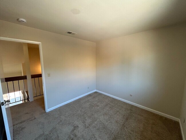 Building Photo - Beautiful Two-Story Home in Village Oaks, ...