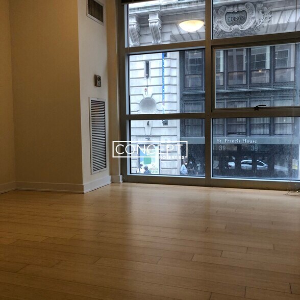 Building Photo - 40 Boylston St