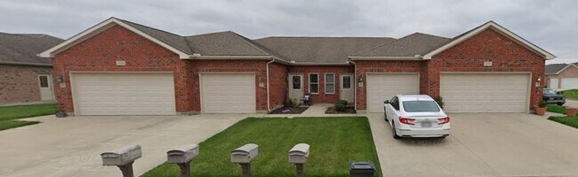 Building Photo - Modern & Spacious 3-Bedroom Ranch Condo – ...