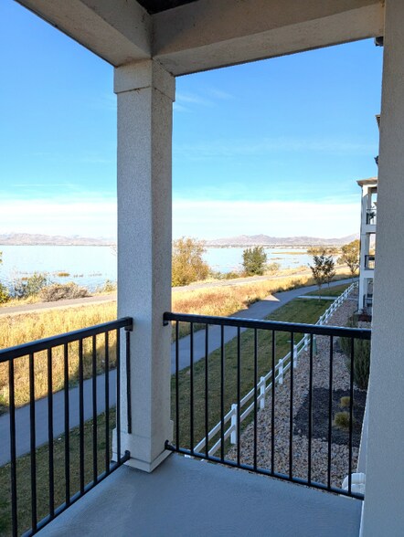 Building Photo - 701 N 380 W