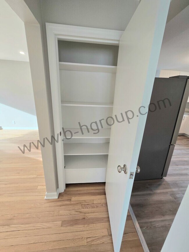 Building Photo - Newly Updated!