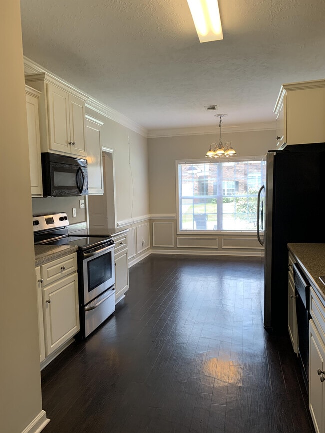 Building Photo - 4310 E Barcelona Way