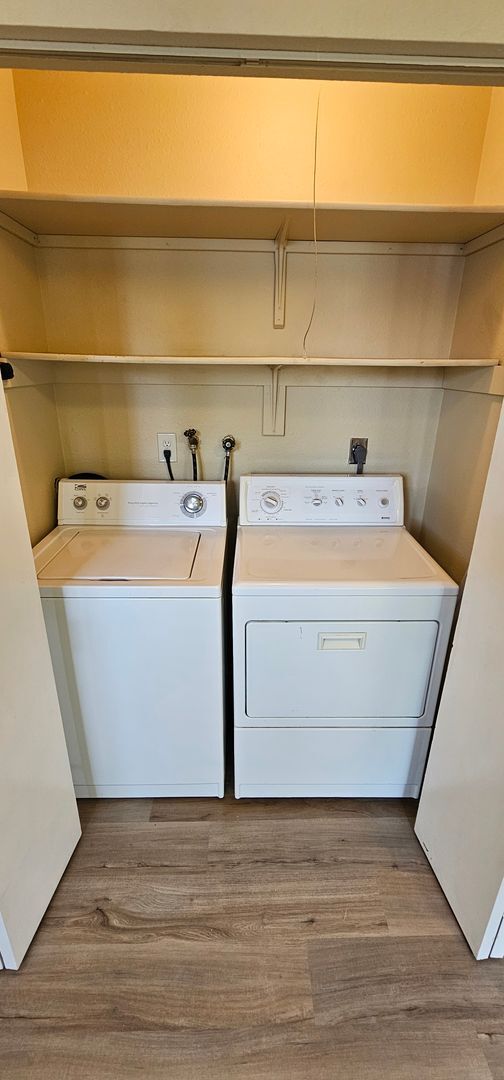 Building Photo - 2 Bed 1 Bath Home Available in Heart of Be...